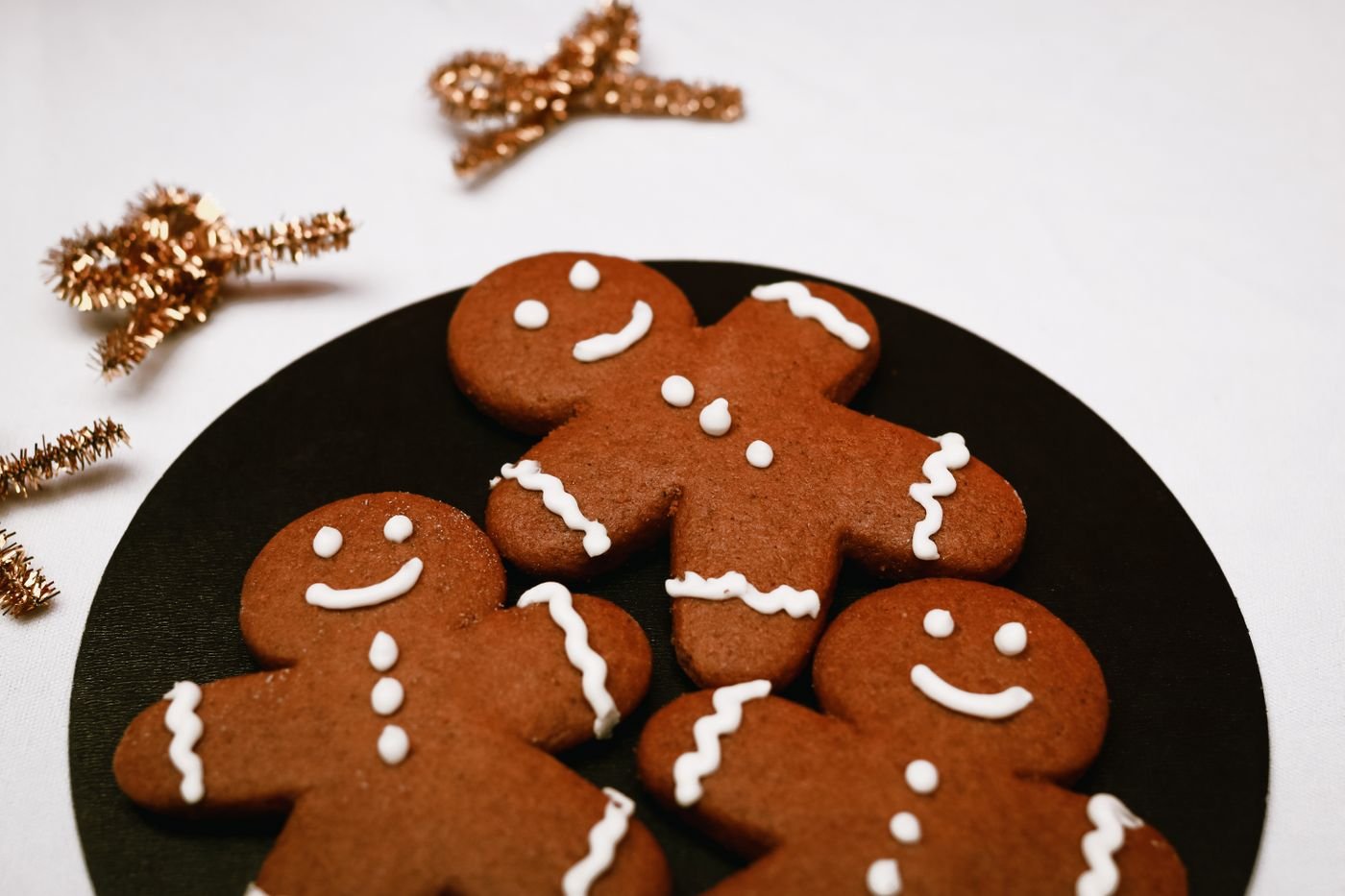 Iced Gingerbread Men