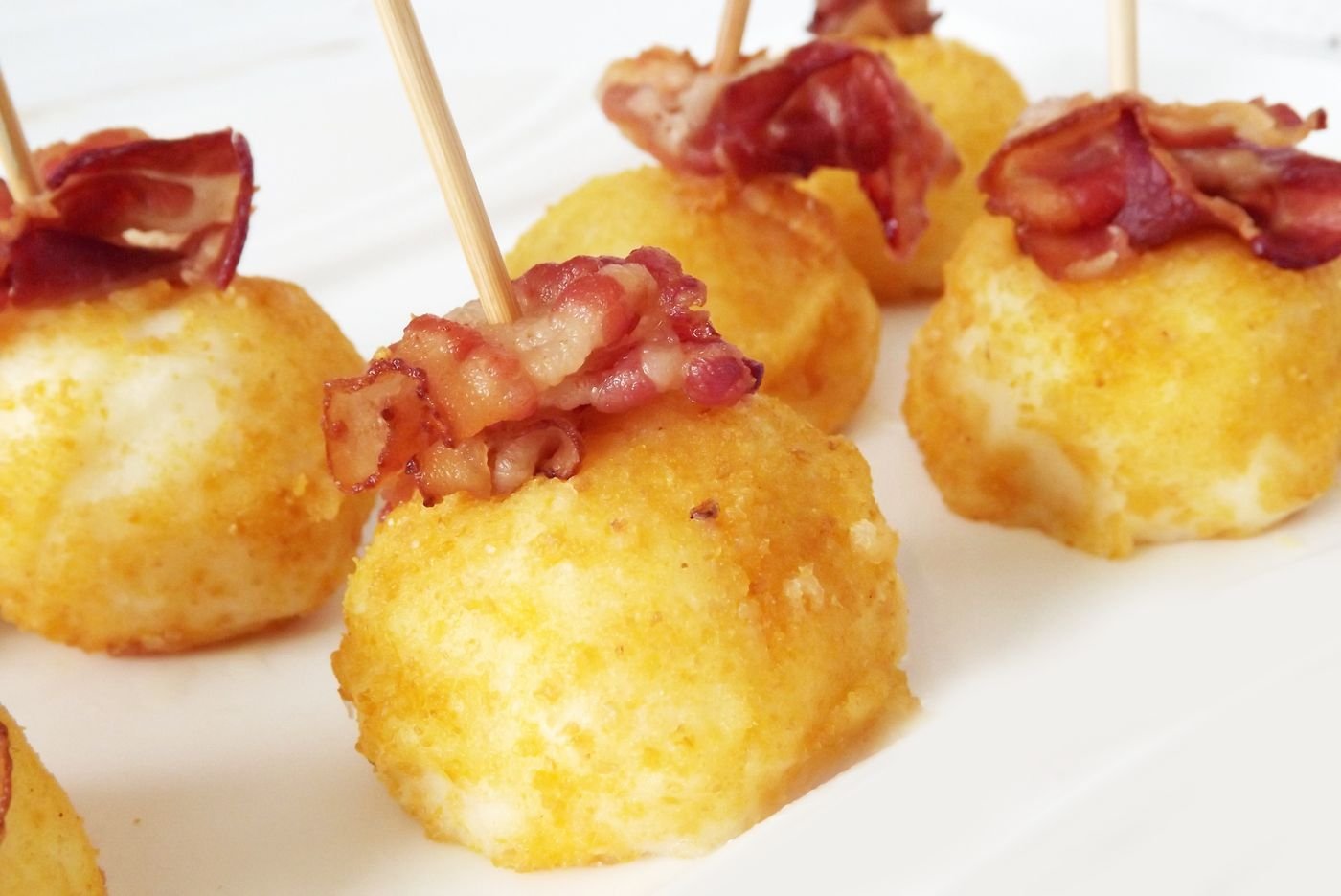 Crispy Potato Bites with Serrano Ham Crisps