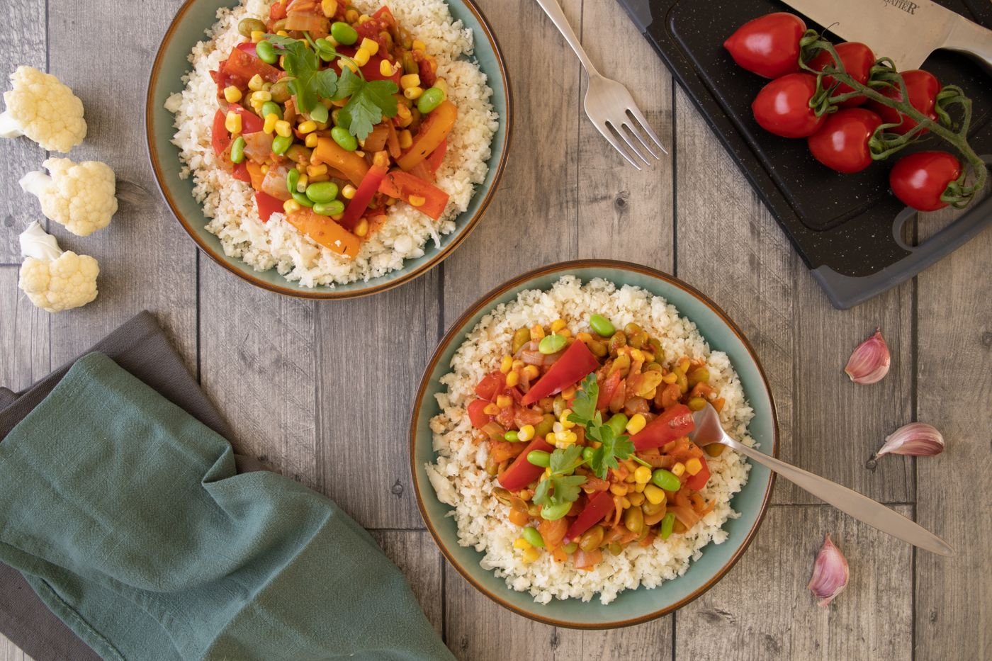 Cauliflower Rice with Smoky Vegetable Chili