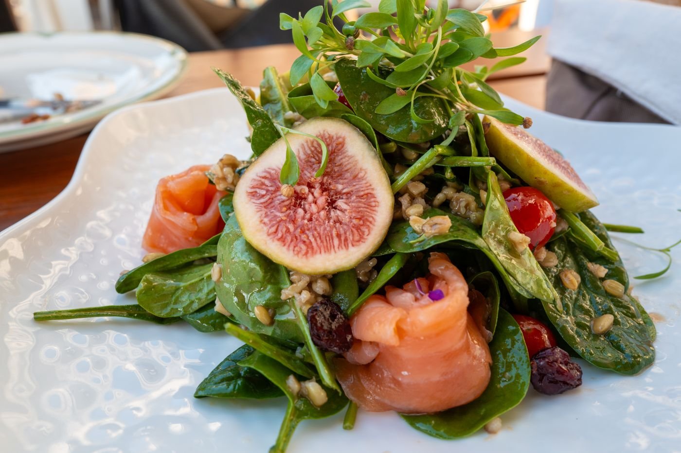 Smoked Salmon, Fig and Spinach Salad with Farro