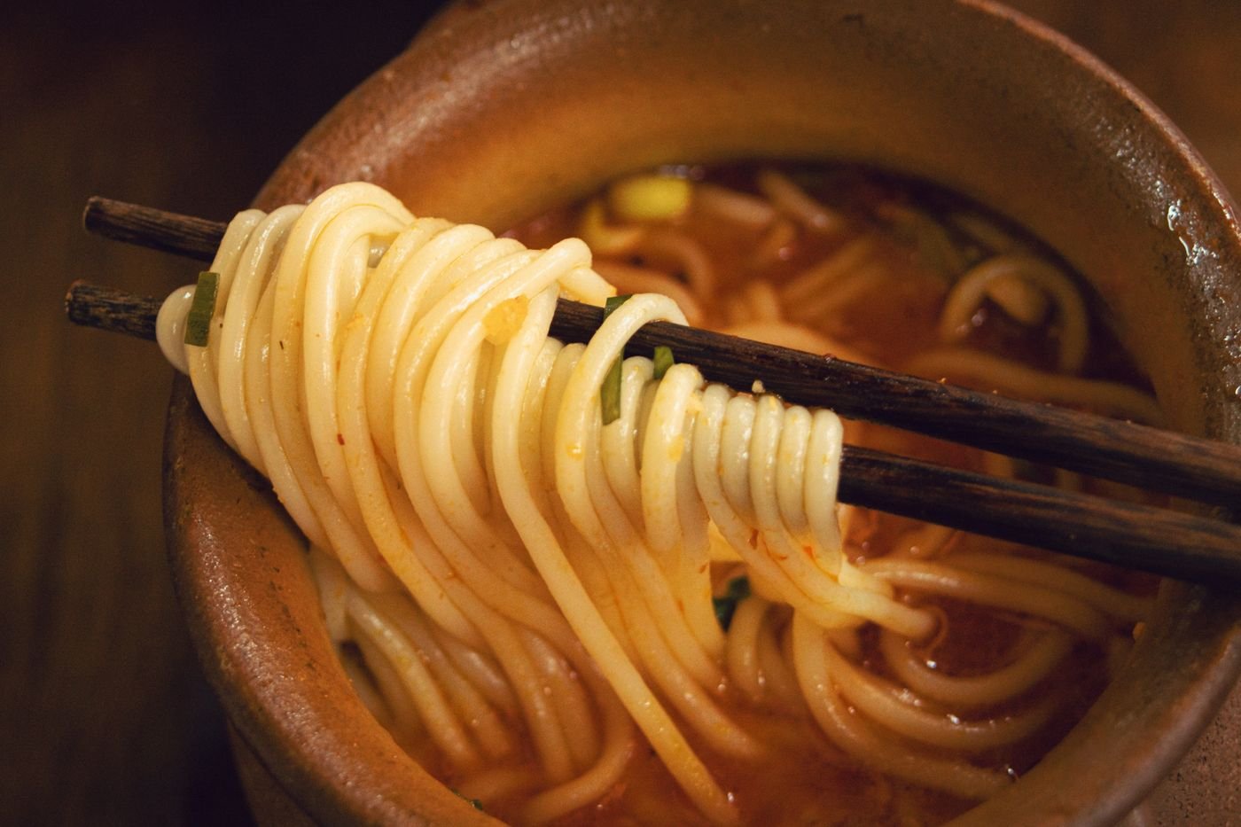 Clay Pot Wheat Noodles in Chili Broth
