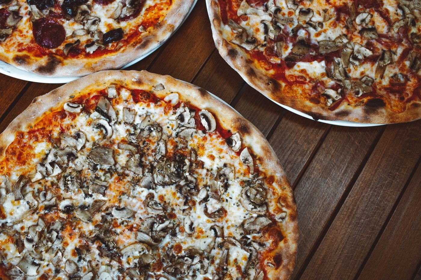 Double Mushroom Pizza with Garlic Oil